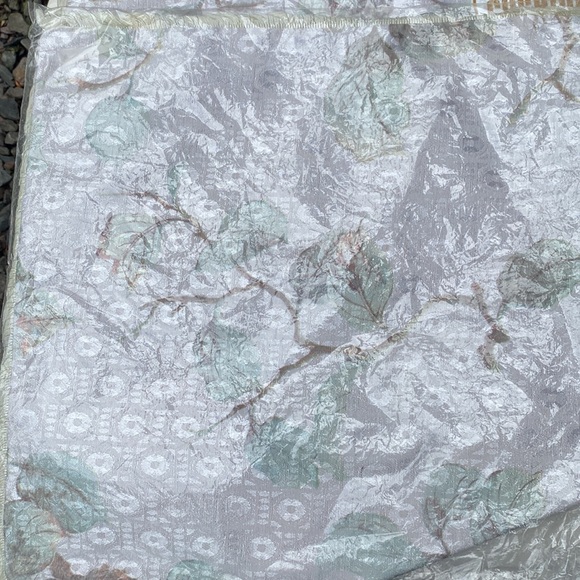 NWOT Set of Two Cushion Covers - Picture 2 of 4